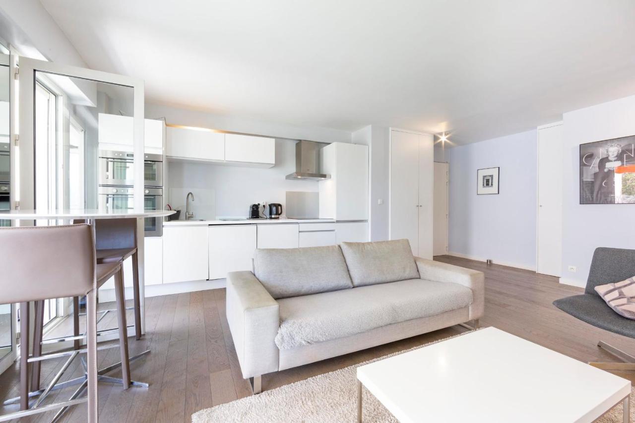 Modern Apartment 2 Bedrooms Quiet Terrace In A Palm Beach Area, 30 Meters From Seaside คานส์ ภายนอก รูปภาพ
