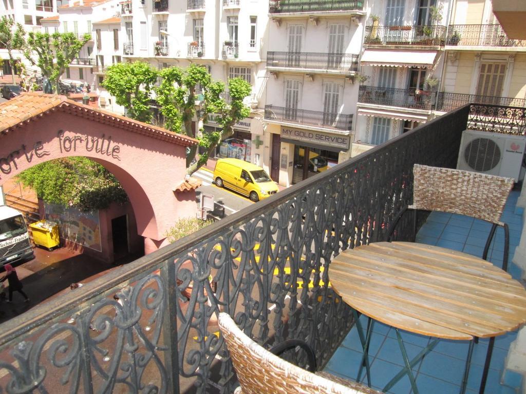 Modern Apartment 2 Bedrooms Quiet Terrace In A Palm Beach Area, 30 Meters From Seaside คานส์ ห้อง รูปภาพ