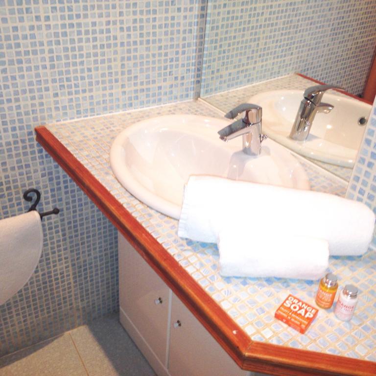 Modern Apartment 2 Bedrooms Quiet Terrace In A Palm Beach Area, 30 Meters From Seaside คานส์ ภายนอก รูปภาพ